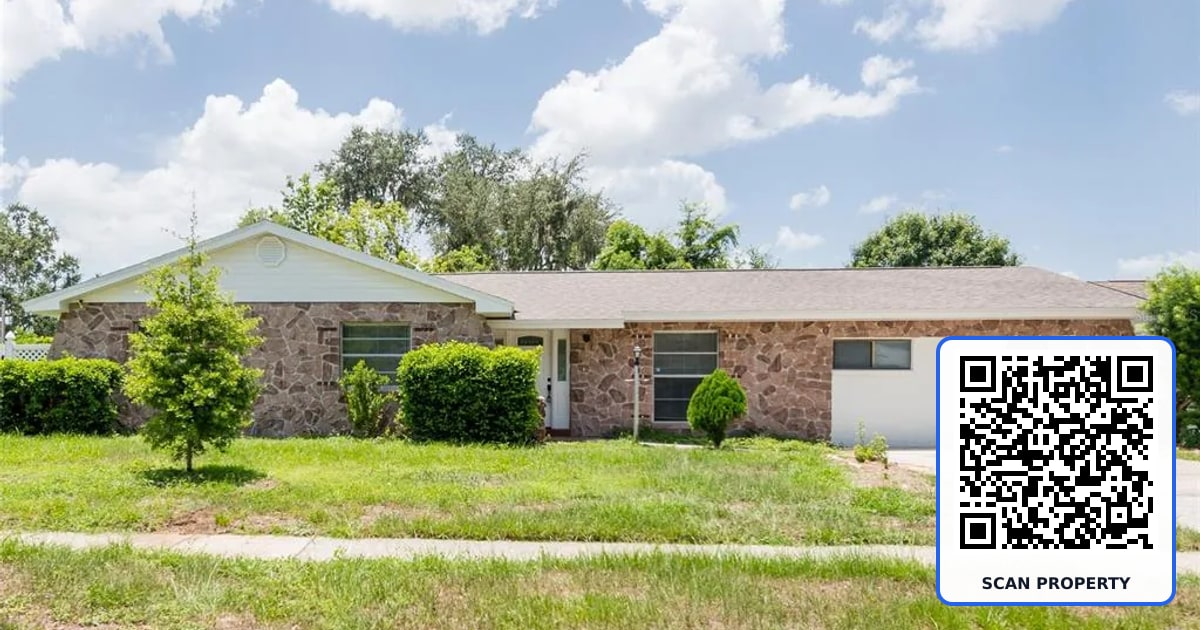 902 SHANGRI LA DRIVE property photo