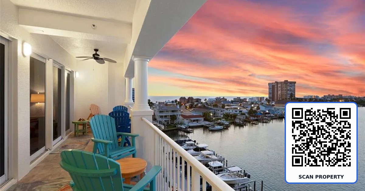 17717 GULF BOULEVARD UNIT 604 property photo