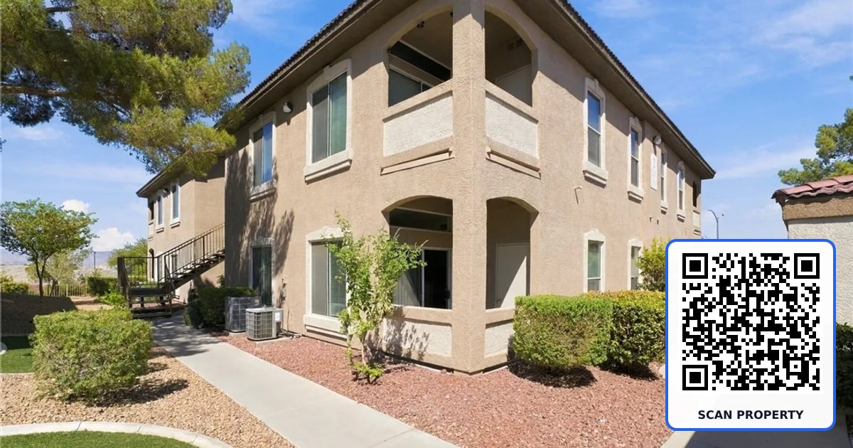 2305 West Horizon Ridge Parkway 211 property photo