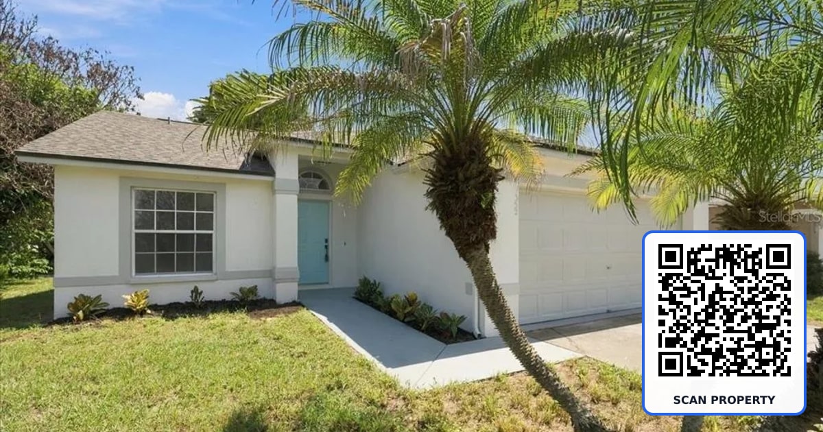 352 LAKE DAISY CIRCLE property photo
