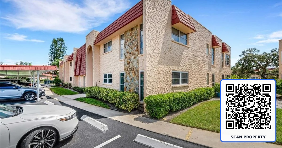 223 BUTTONWOOD CIRCLE UNIT 223 property photo