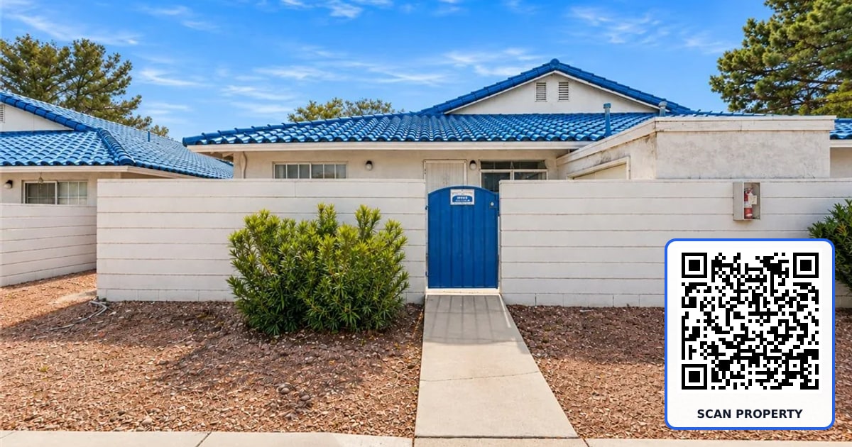 2132 Chertsey Drive B property photo