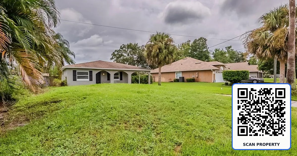 28042 LOIS DRIVE property photo