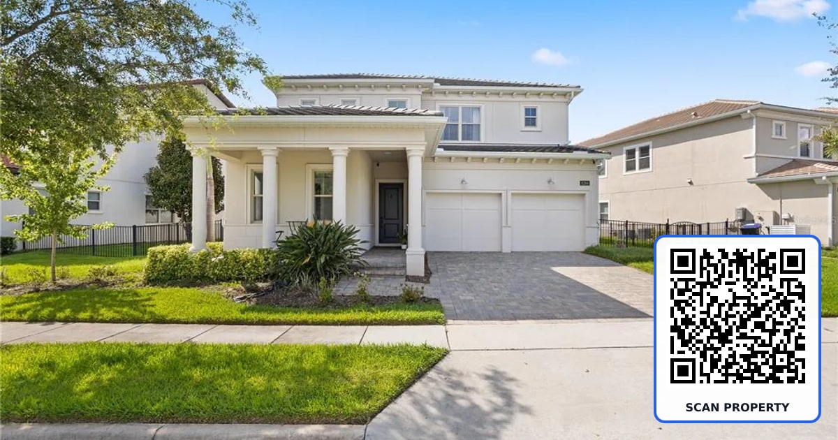 8204 TOPSAIL PLACE property photo