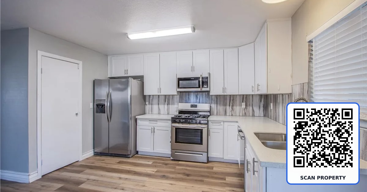 2456 Paradise Village Way property photo