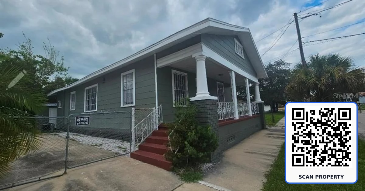 2408 N ALBANY AVENUE property photo