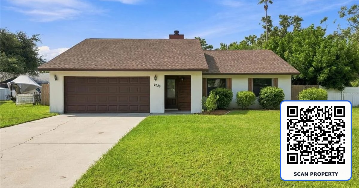 2328 SPRING OAKS CIRCLE property photo