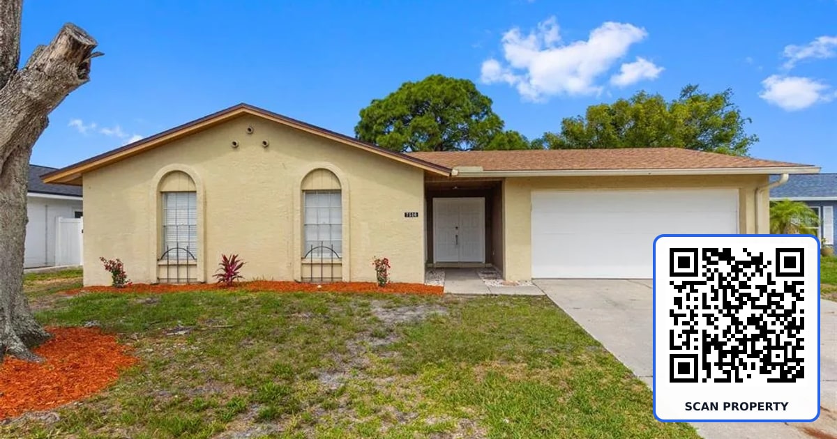 7516 ARMAND CIRCLE property photo