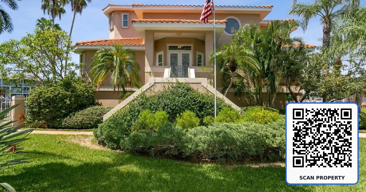205 6TH STREET E property photo