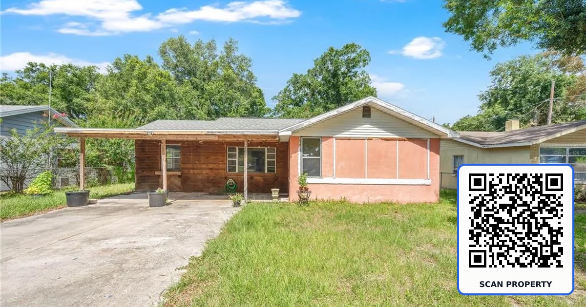 124 CENTER STREET property photo