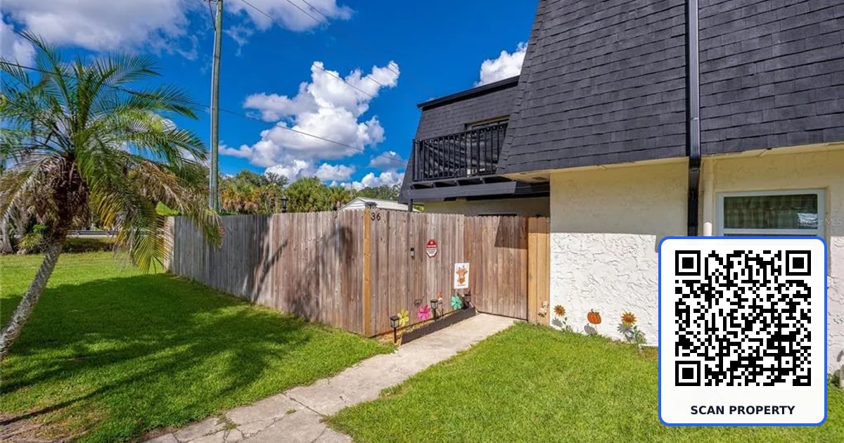 36 SPRINGWOOD SQUARE property photo