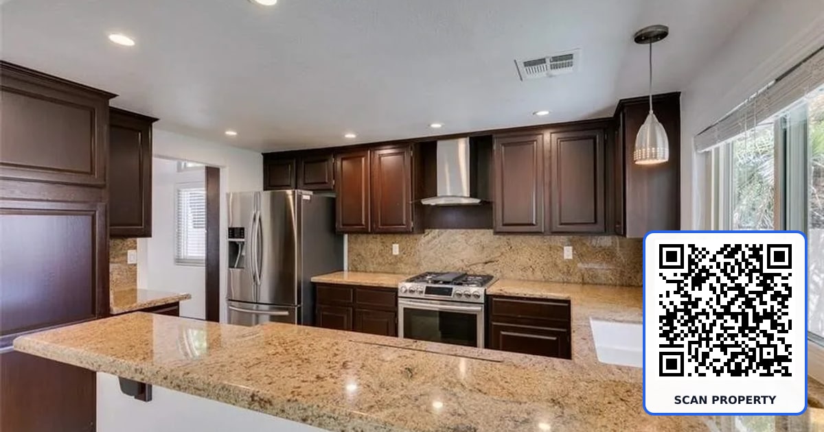 240 Honeywood Street property photo