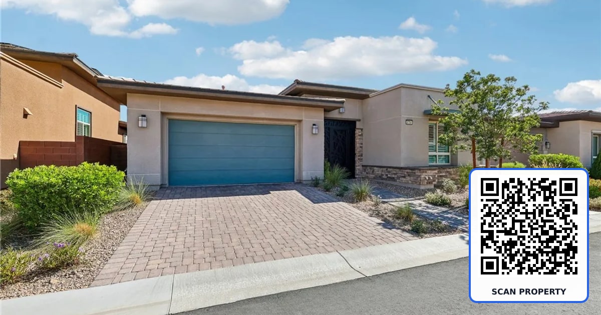 6754 Desert Crimson Street property photo