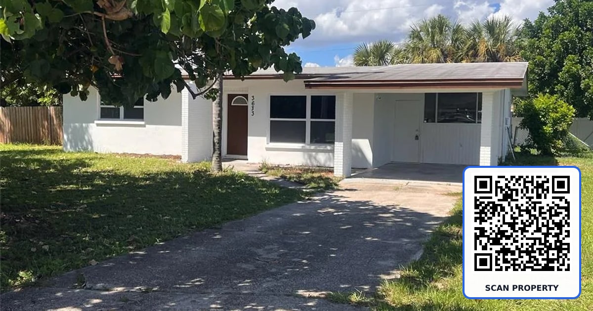 3633 ROXANE BOULEVARD property photo