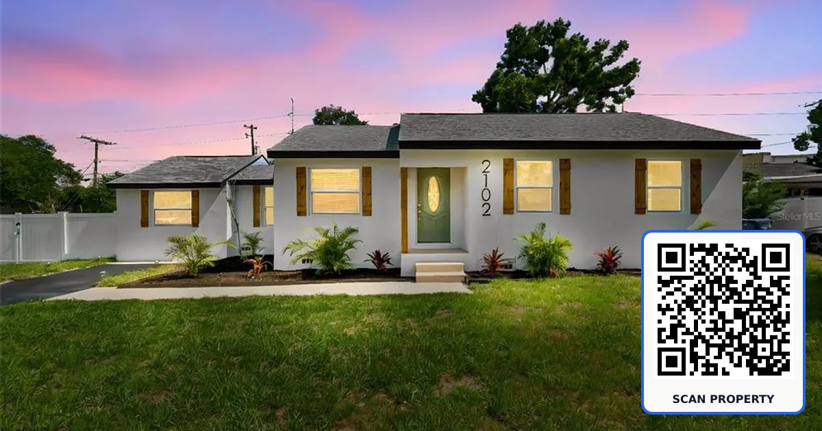 2102 W FERRIS AVENUE property photo