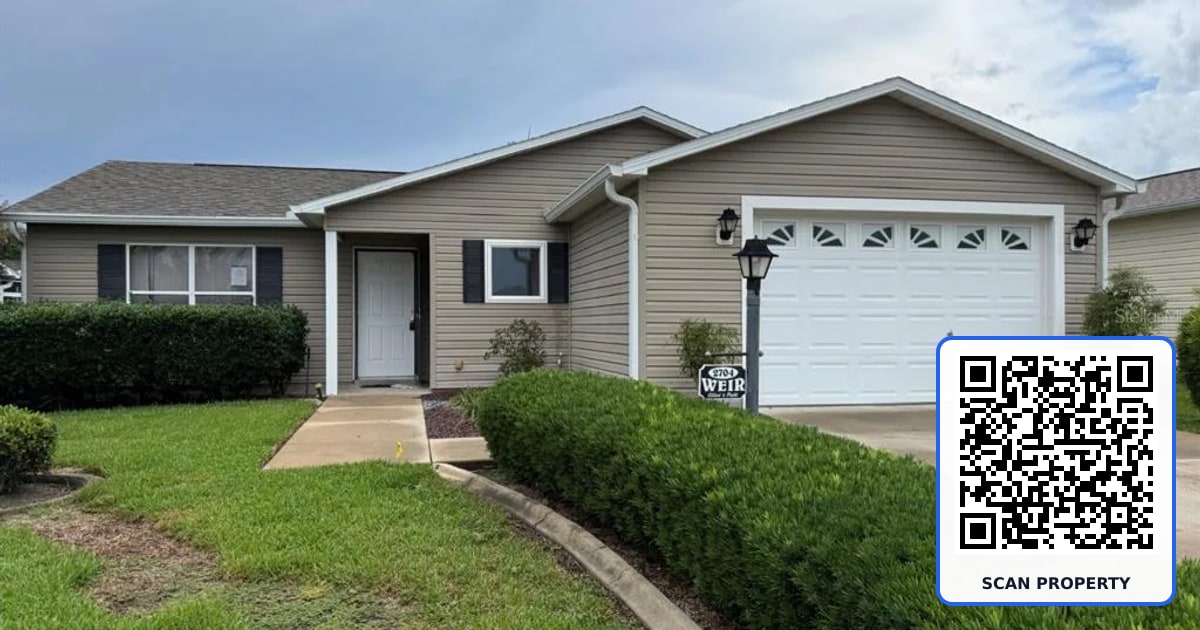 2704 BENAVIDES DRIVE property photo