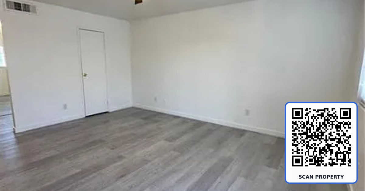 4920 Stanley Avenue 4 property photo