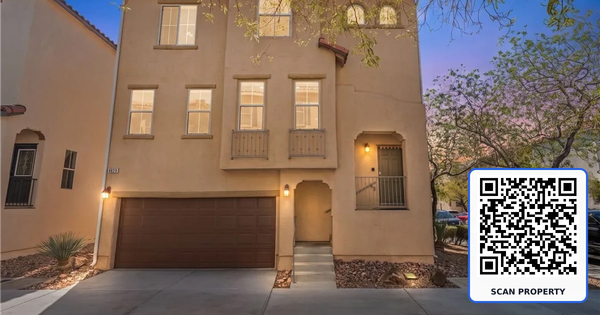 8929 James Carl Court property photo