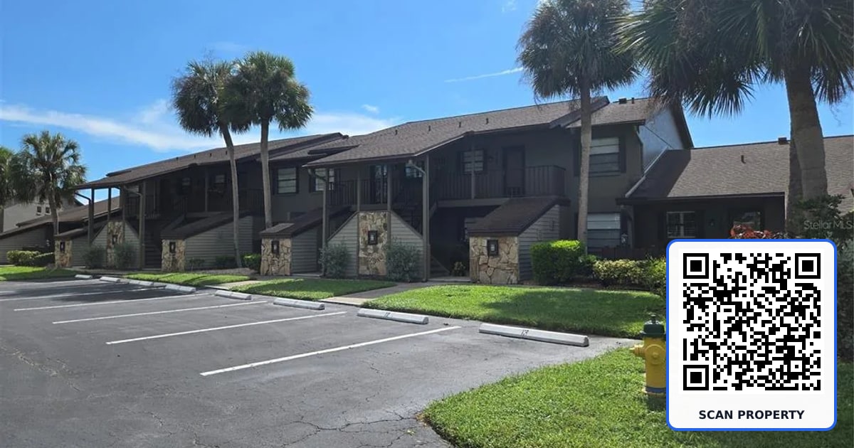 927 CAPRI ISLES BOULEVARD UNIT 10 property photo