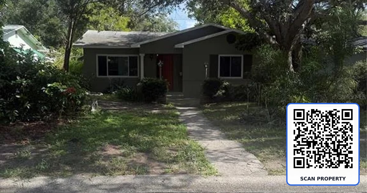 215 24TH AVENUE N property photo