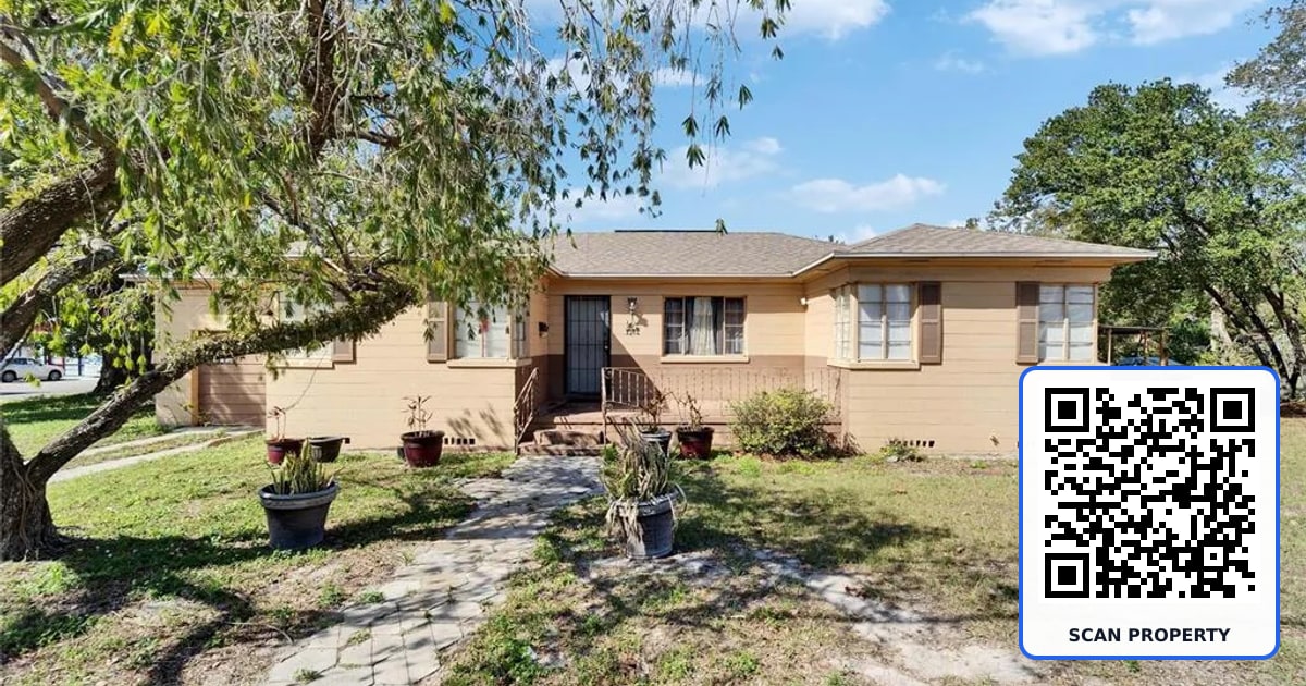 2606 N BOULEVARD property photo