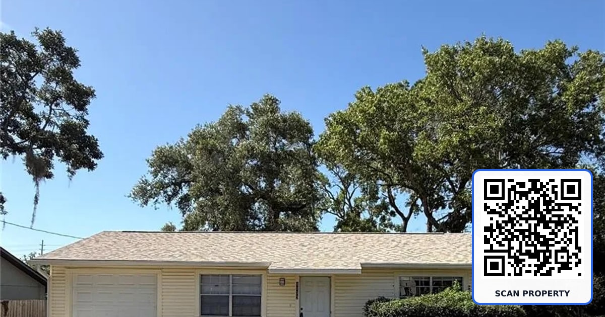 1733 LARKIN ROAD property photo