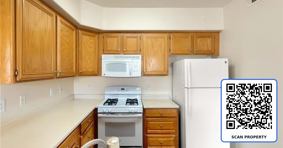 7131 South Durango Drive 305 property photo