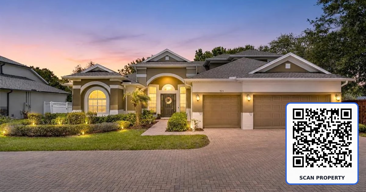 925 BAINBRIDGE LOOP property photo