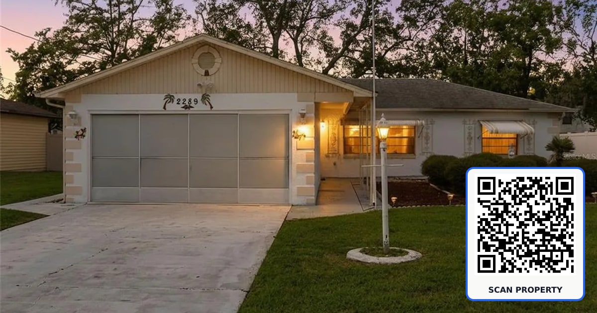 2289 LAKE FOREST AVENUE property photo