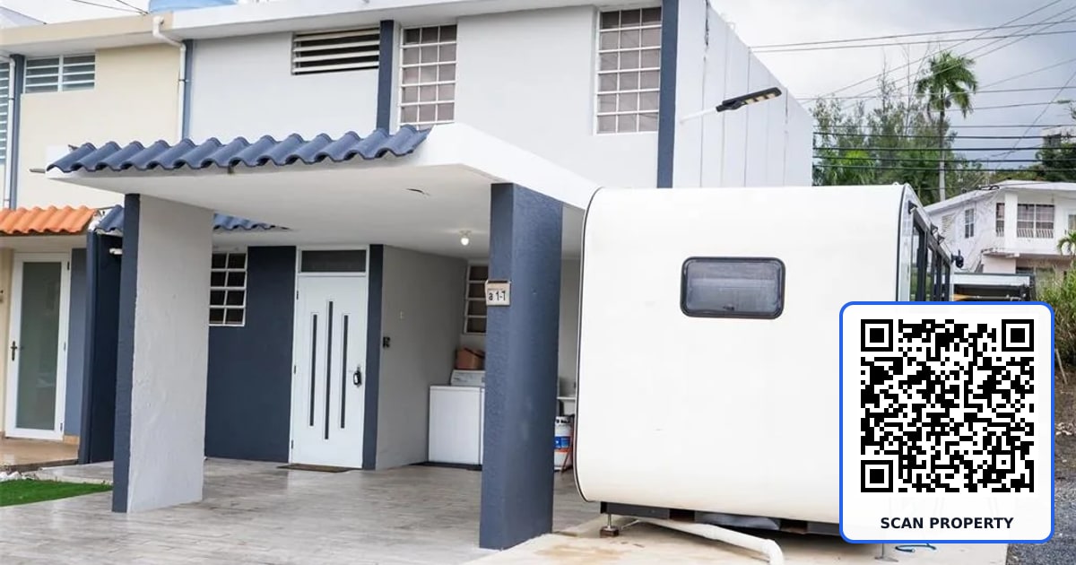 A1-7 URB. VISTA AZUL CALLE URAYAUN property photo