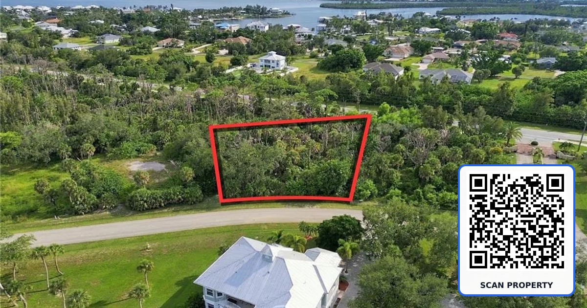 10121 CREEKSIDE DRIVE property photo