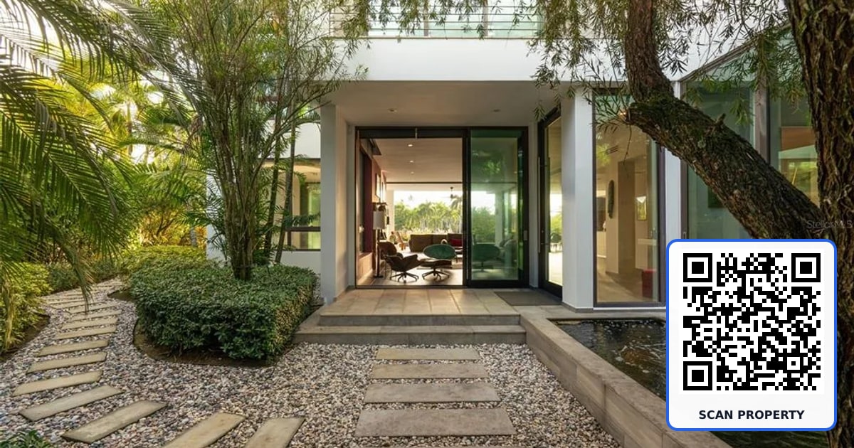 9 THE ENCLAVE property photo