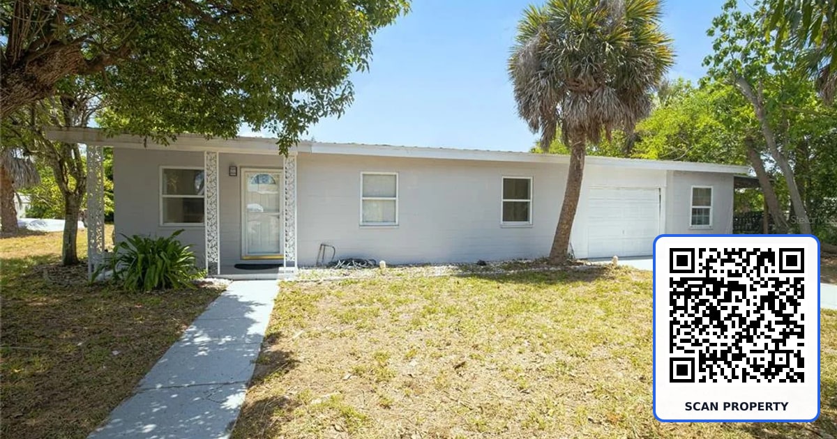 203 WATERWAY CIRCLE NE property photo