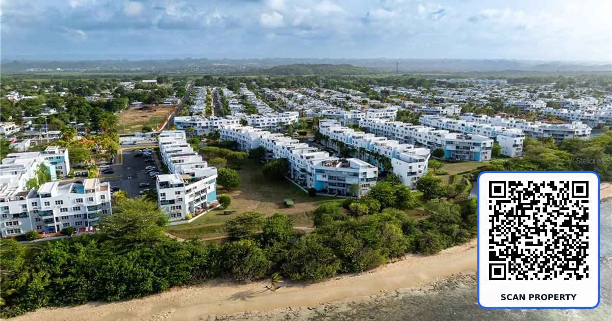 PR 686 km10.3 COND CHALETS DE LA PLAYA UNIT 594 property photo