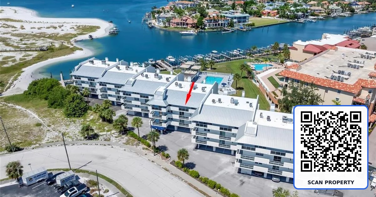 1100 PINELLAS BAYWAY S UNIT I4 property photo