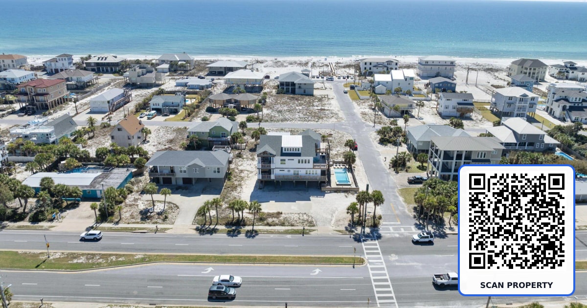 800 Via Deluna Drive property photo