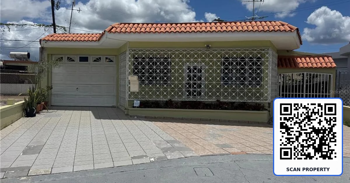 35 X COLOMBINA property photo