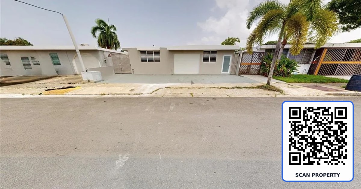 8 SANTA ROSA property photo
