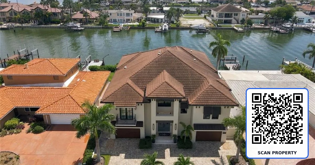 815 CAPRI BOULEVARD property photo