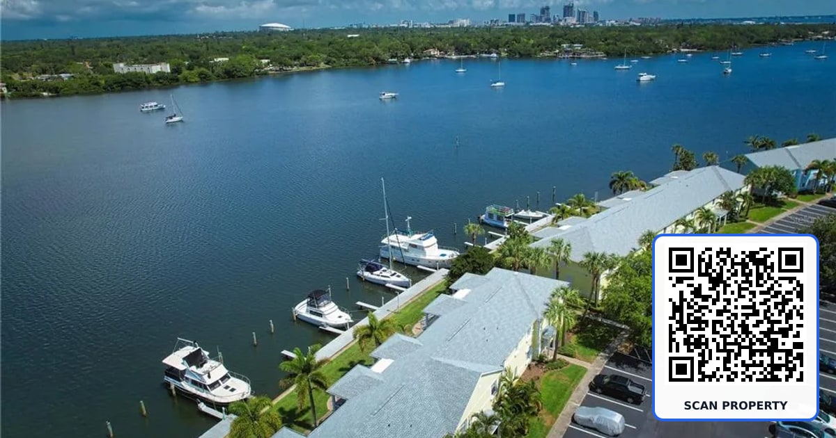 165 POMPANO DR SE property photo