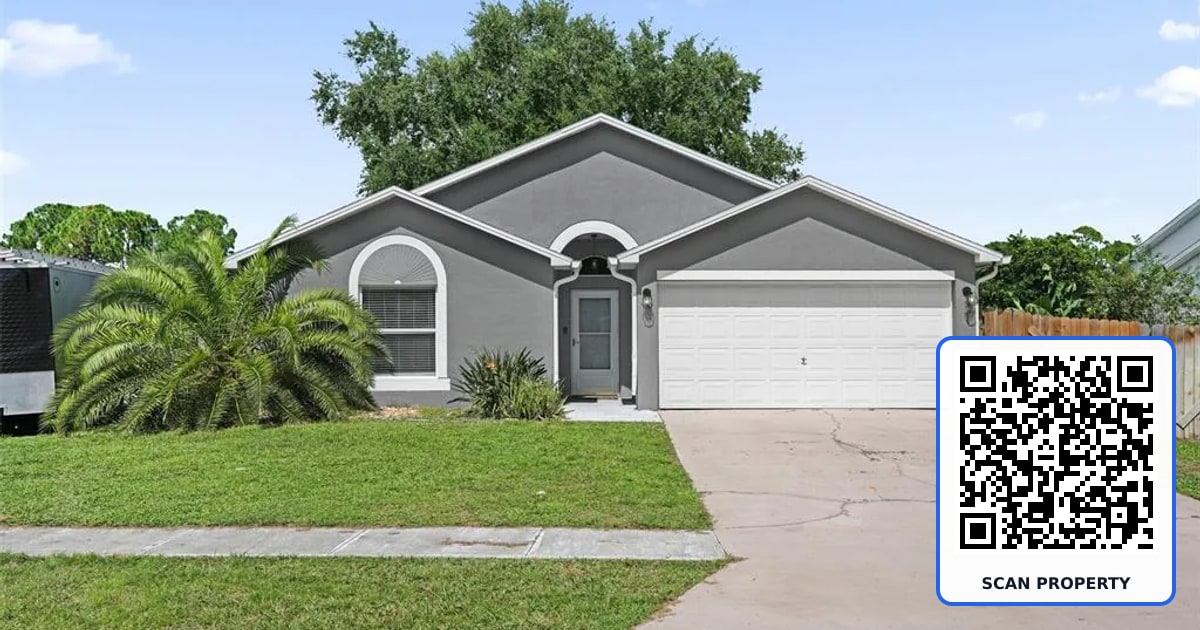 830 SANDHURST COURT property photo