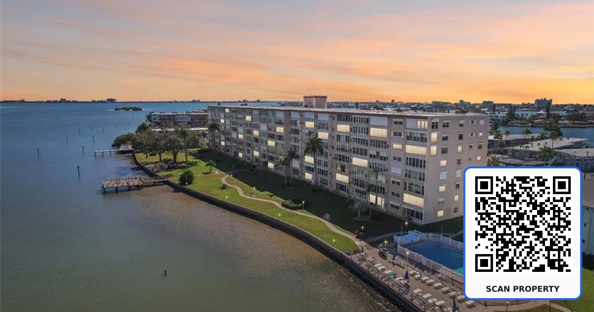 1847 SHORE DRIVE S UNIT 711 property photo