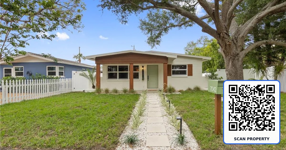 7042 DARTMOUTH AVENUE N property photo