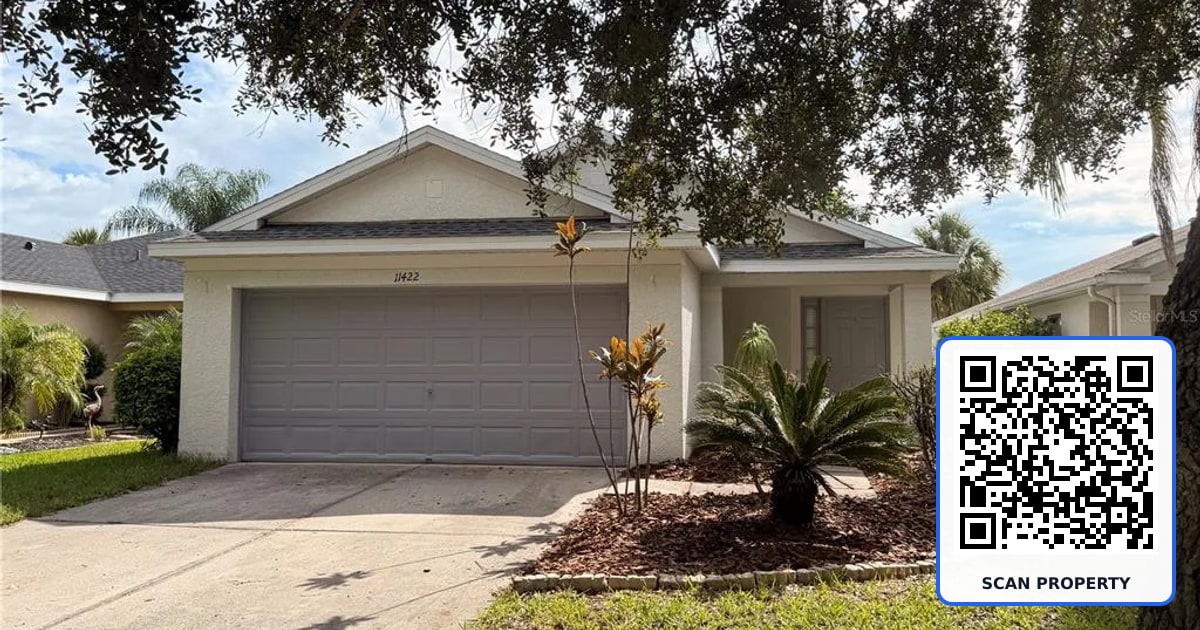 11422 CRESTLAKE VILLAGE DRIVE property photo