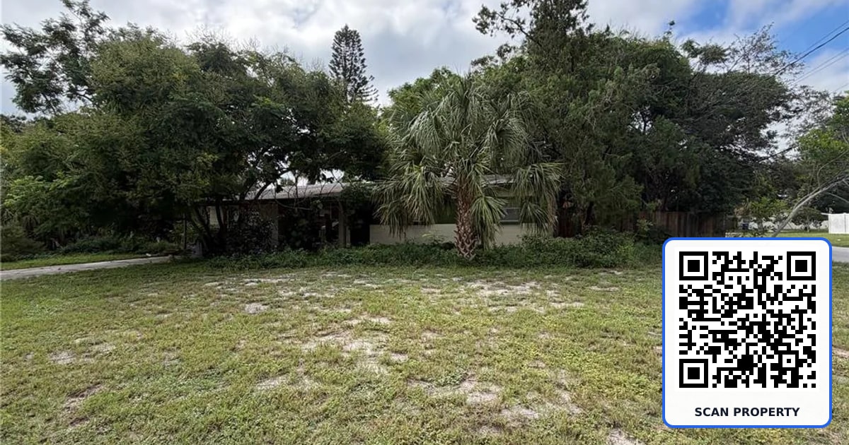 3216 W TYSON AVENUE property photo