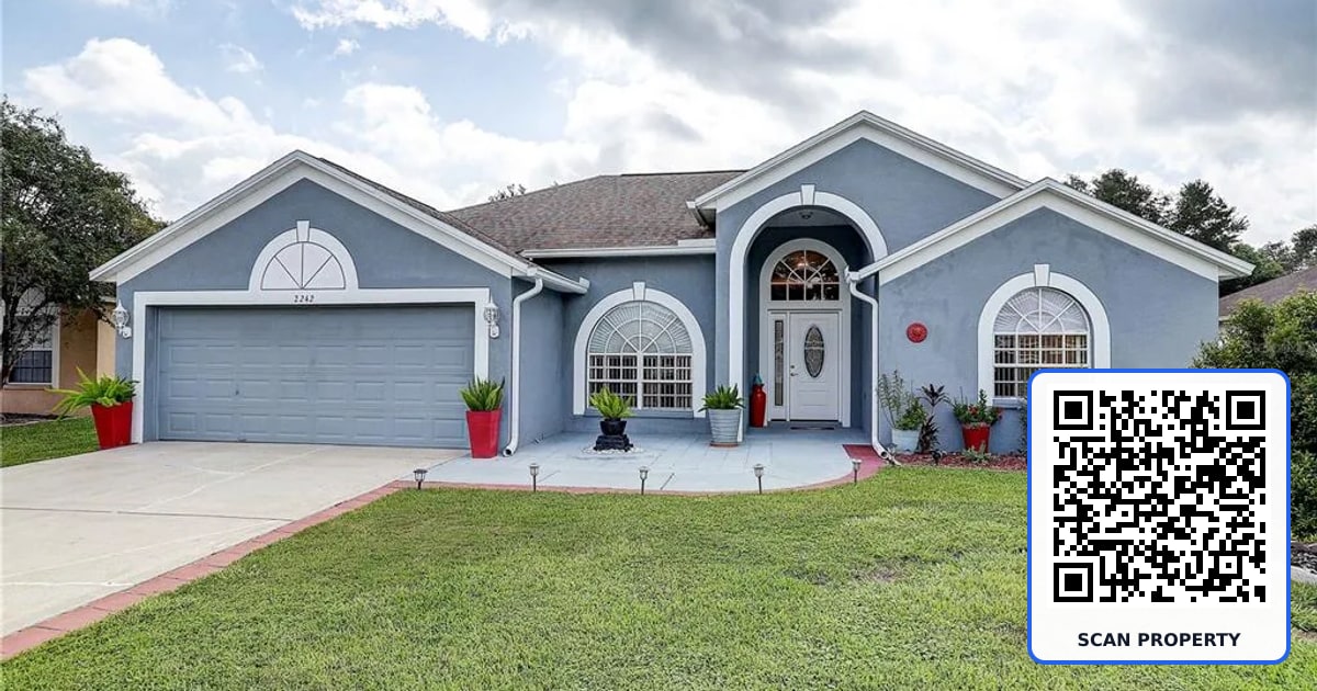 2242 TOWERING OAKS CIRCLE property photo