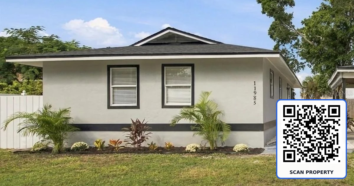 11985 MURRAY AVENUE property photo