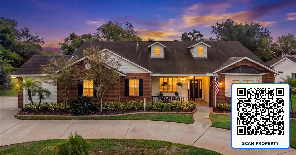 8805 CROSSWOOD COURT property photo
