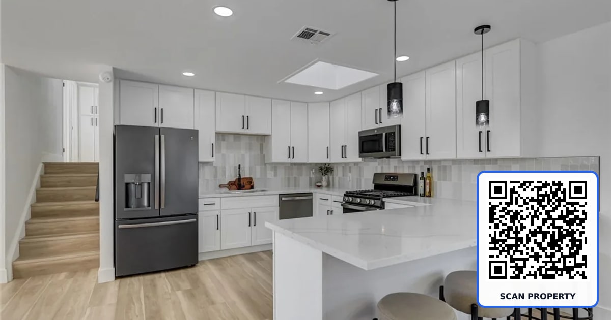 2446 Tournament Street property photo