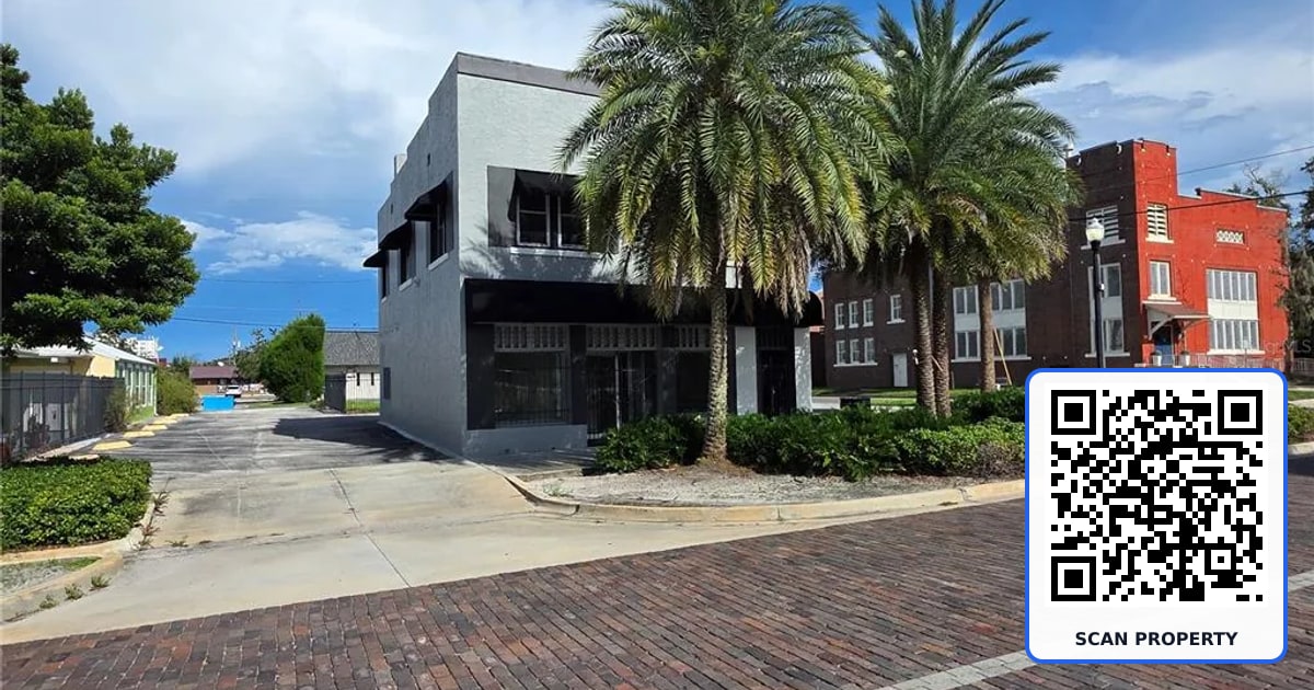217 S OAK AVENUE property photo